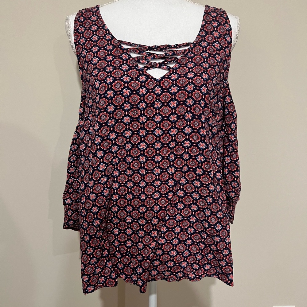 Arizona Jeans open shoulder tank
